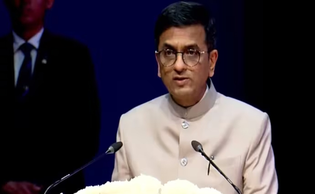 chandrachud.jpg
