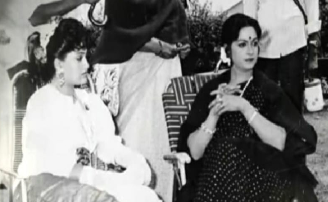 vijaya.jpg