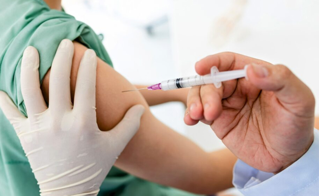 covid-19_20vaccination.jpg