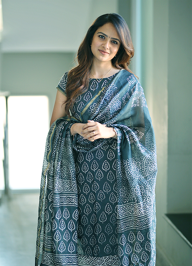 Actress_20vaishnavi_20Chaitanya_20latest_20HD_20pictures-6.jpg 6