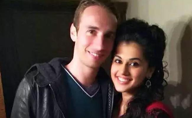 Taapsee_20Pannu_20To_20Marry_20Boyfriend_20Mathias_20Boe_20Photos_17.jpg 17