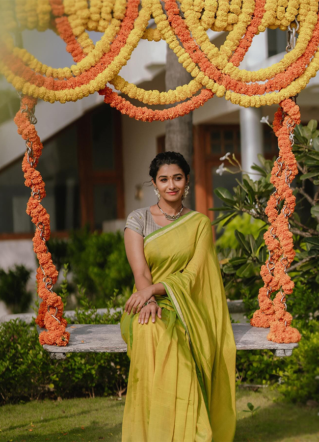 Actress_20Priya_20Bhavani_20Shankar_20Lates_20pics-20.jpg 19