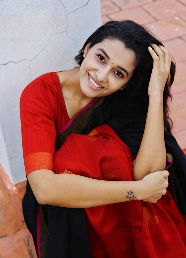 Actress_20Priya_20Bhavani_20Shankar_20Lates_20pics-4.jpg 4