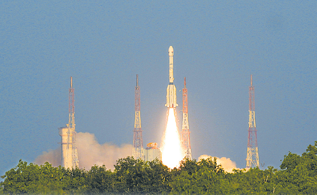 GSLV-F14-Carrying-INSAT-3DS.jpg