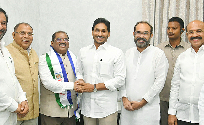 Imtiaz-Ahmed_0.jpg
