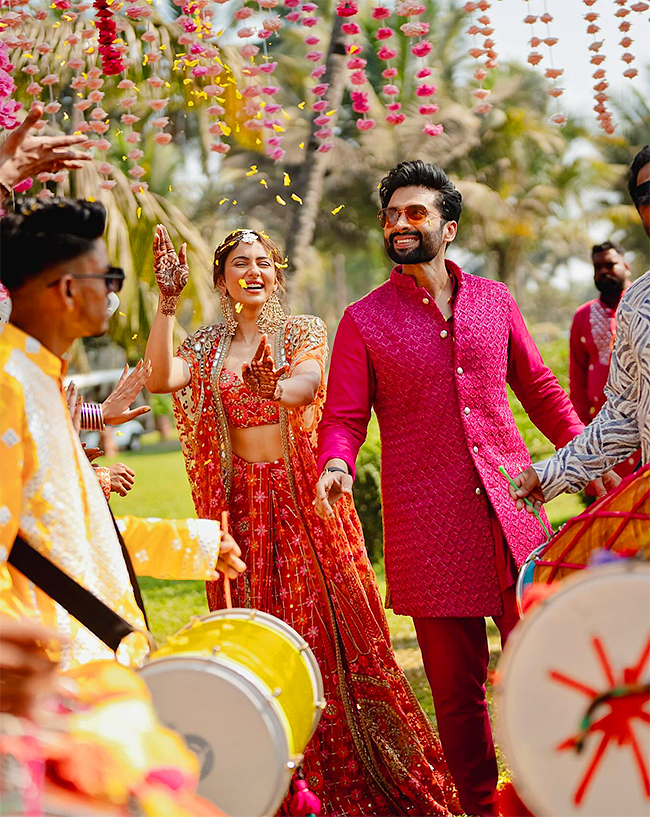 Rakul_20Preet_20Singh_20and_20Jackky_20Bhagnani_27s_20wedding_20Photos-4.jpg 4