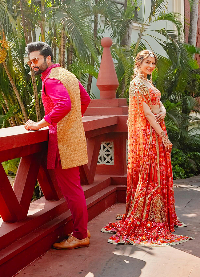 Rakul_20Preet_20Singh_20and_20Jackky_20Bhagnani_27s_20wedding_20Photos-5.jpg 5
