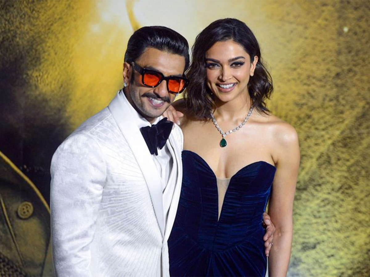deepika_20padukone_20and_20ranveer_20singh_20good_20news-23.jpg 23