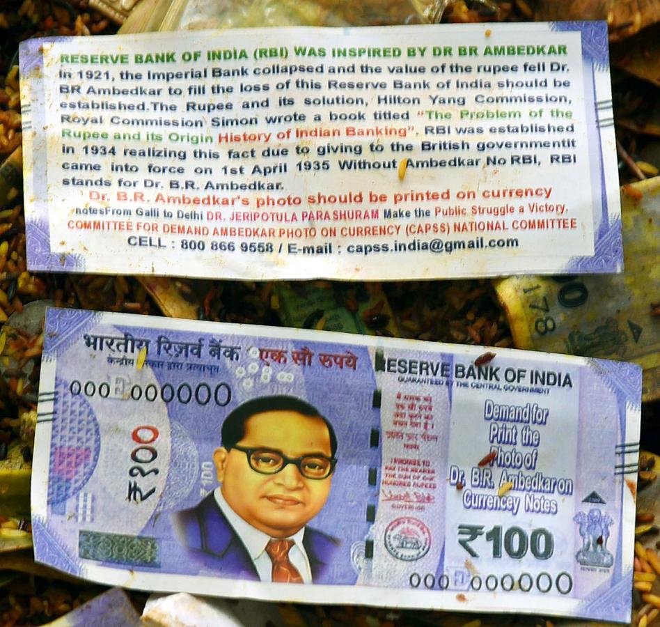 Sammakka_20Saralamma_20Medaram_20Jatara_20Hundi_20Counting-15.jpg 14