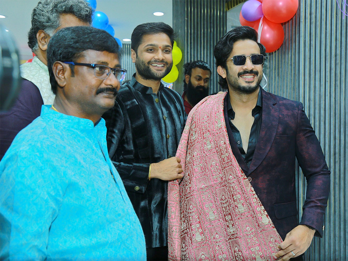YK_20Designers_20Fabric_20Studio_20launched_20at_20Hydernagar-4.jpg 4