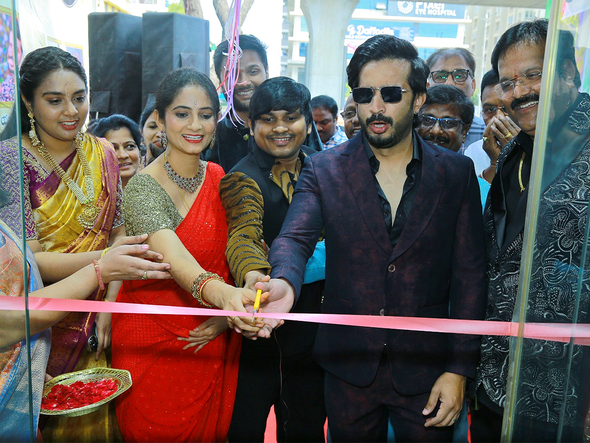 YK_20Designers_20Fabric_20Studio_20launched_20at_20Hydernagar-5.jpg 5