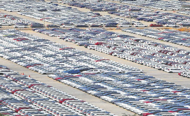 AUTO-SALES-123.jpg