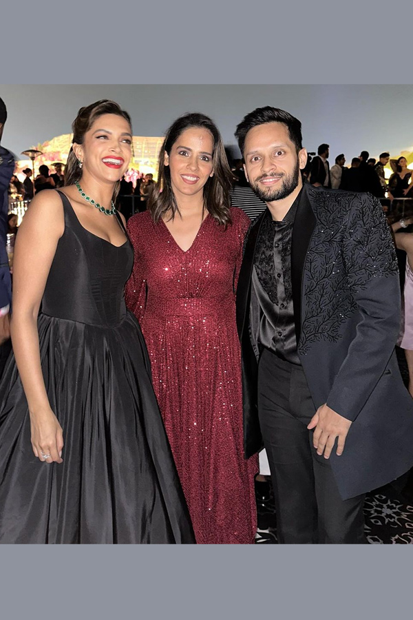 Saina_20Nehwal_20sizzles_20with_20husband_20Parupalli_20Kashyap_20at_20the_20Anant_20Ambani_20Pre_20Wedding_20photos_7.jpg 8