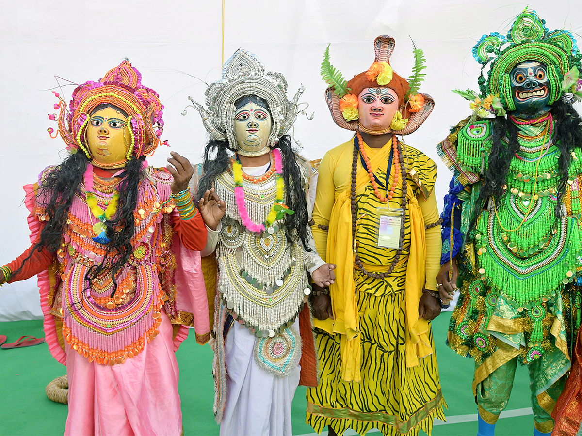 National_20Cultural_20Festivals_202024_20in_20Hyderabad_20Photos-12.jpg 12