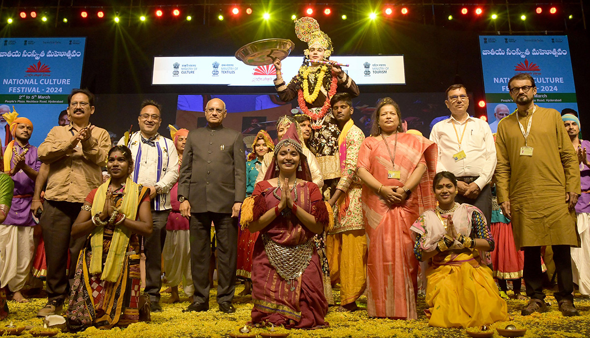 National_20Cultural_20Festivals_202024_20in_20Hyderabad_20Photos-36.jpg 34