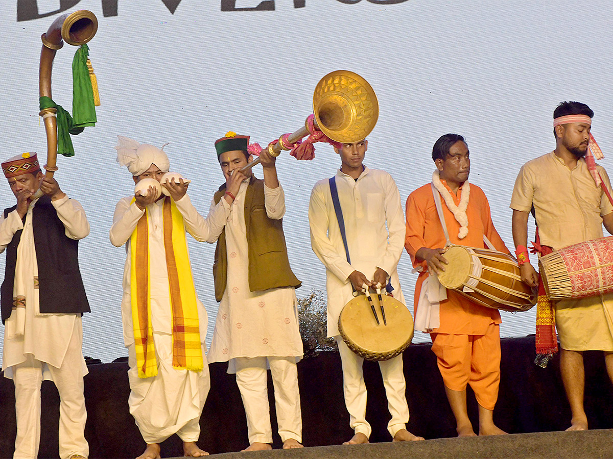 National_20Cultural_20Festivals_202024_20in_20Hyderabad_20Photos-39.jpg 36