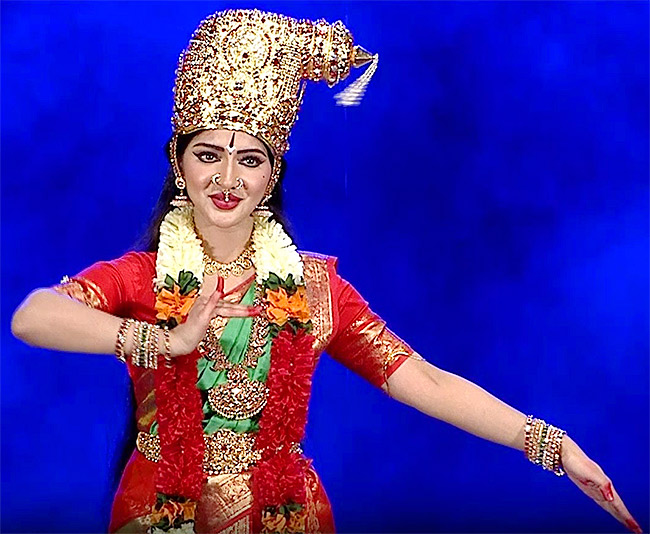 Sreeleela_20Bharatanatyam_20Dance_20Fans_20Going_20Gaga_20Pics-9.jpg 7