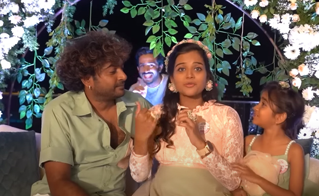 Tv_20Actress_20Maheshwari_20Baby_20Shower_20Function_20PHotos_15.jpg 16