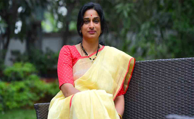 bjp-candidate-madhavi-latha.jpg