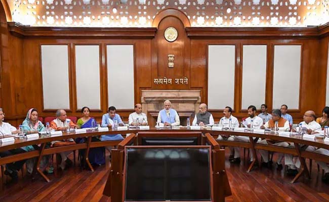 modi_20cabinet.jpg