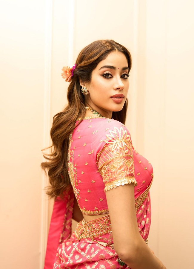 Janhvi-Kapoor-1.jpg 2