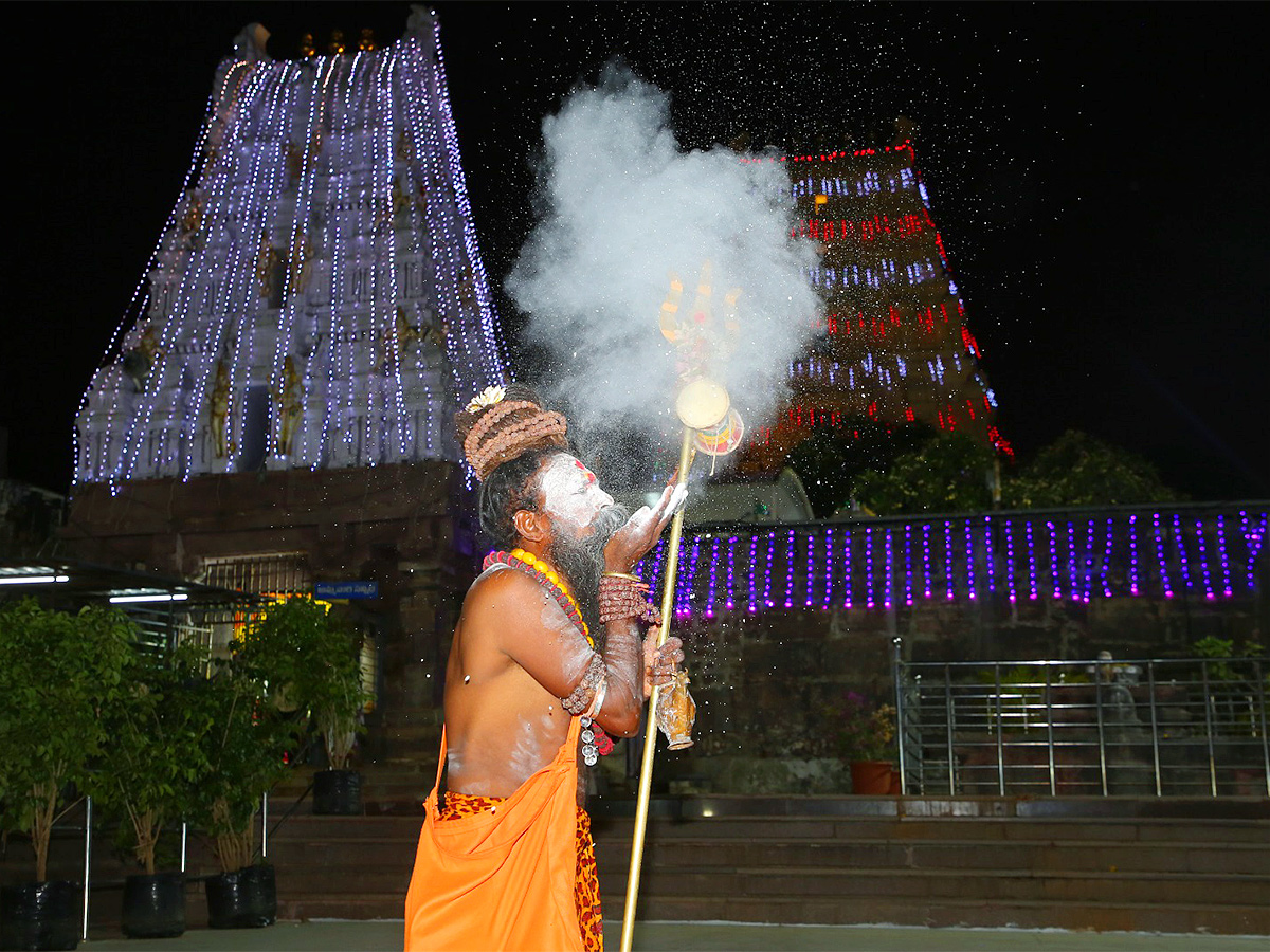 Maha_20Shivaratri_20Brahmotsavam_20at_20Srisailam_20Photos-13.jpg 13
