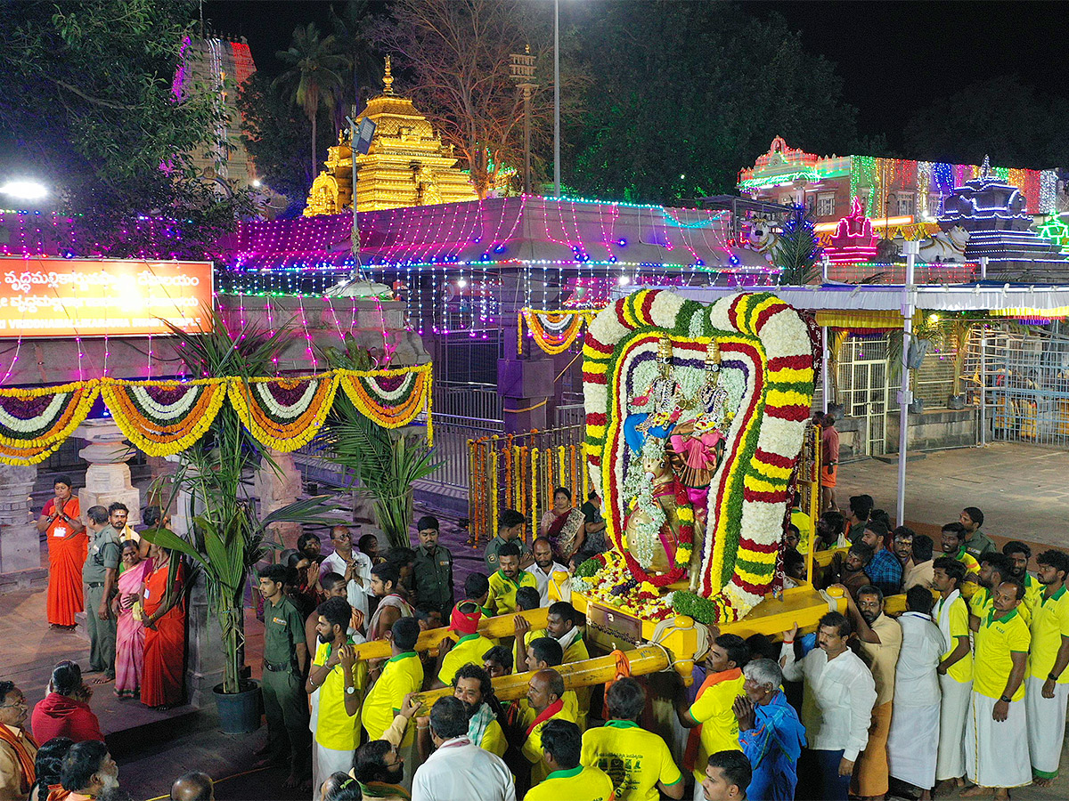 Maha_20Shivaratri_20Brahmotsavam_20at_20Srisailam_20Photos-23.jpg 23