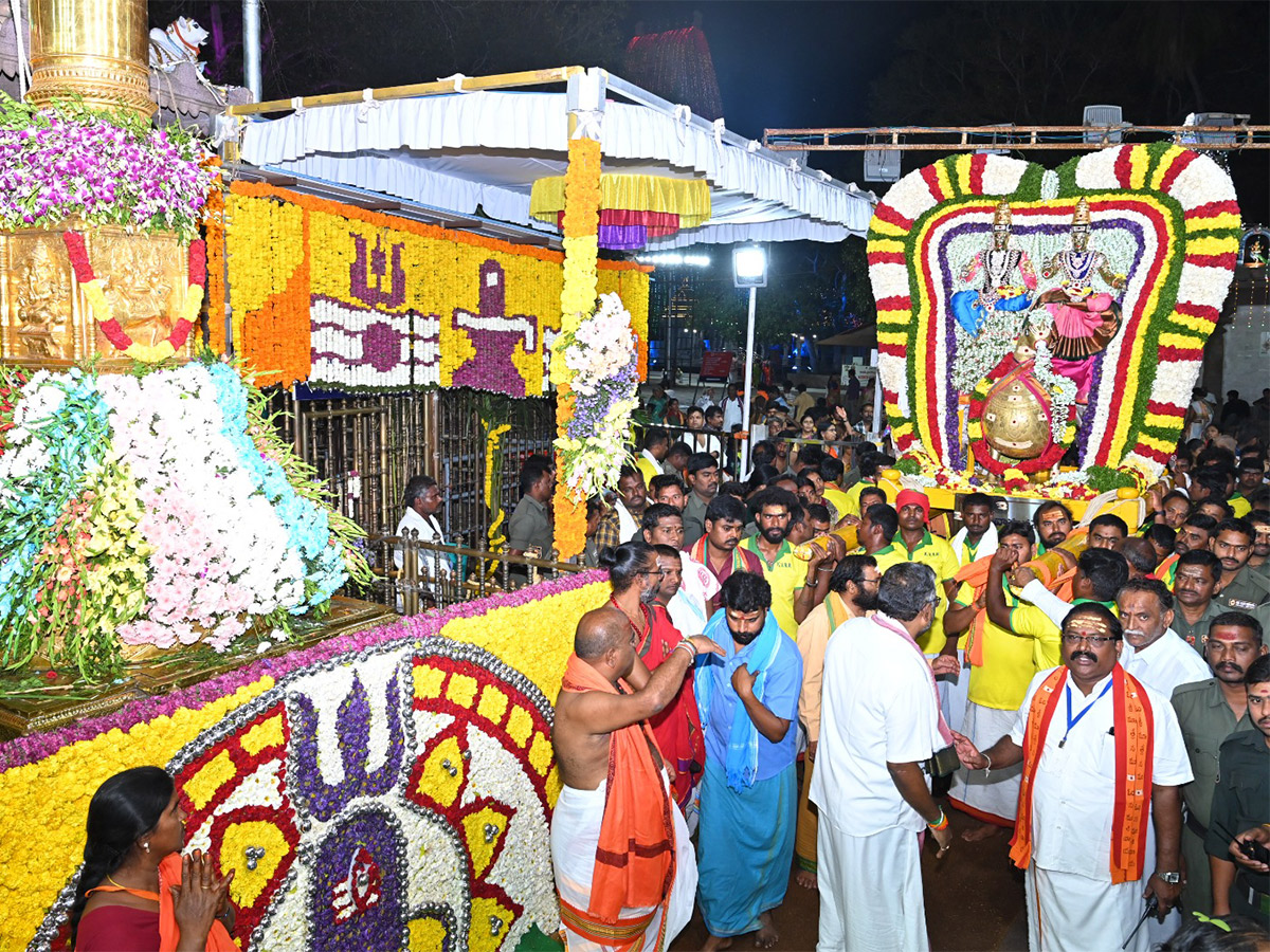 Maha_20Shivaratri_20Brahmotsavam_20at_20Srisailam_20Photos-24.jpg 24