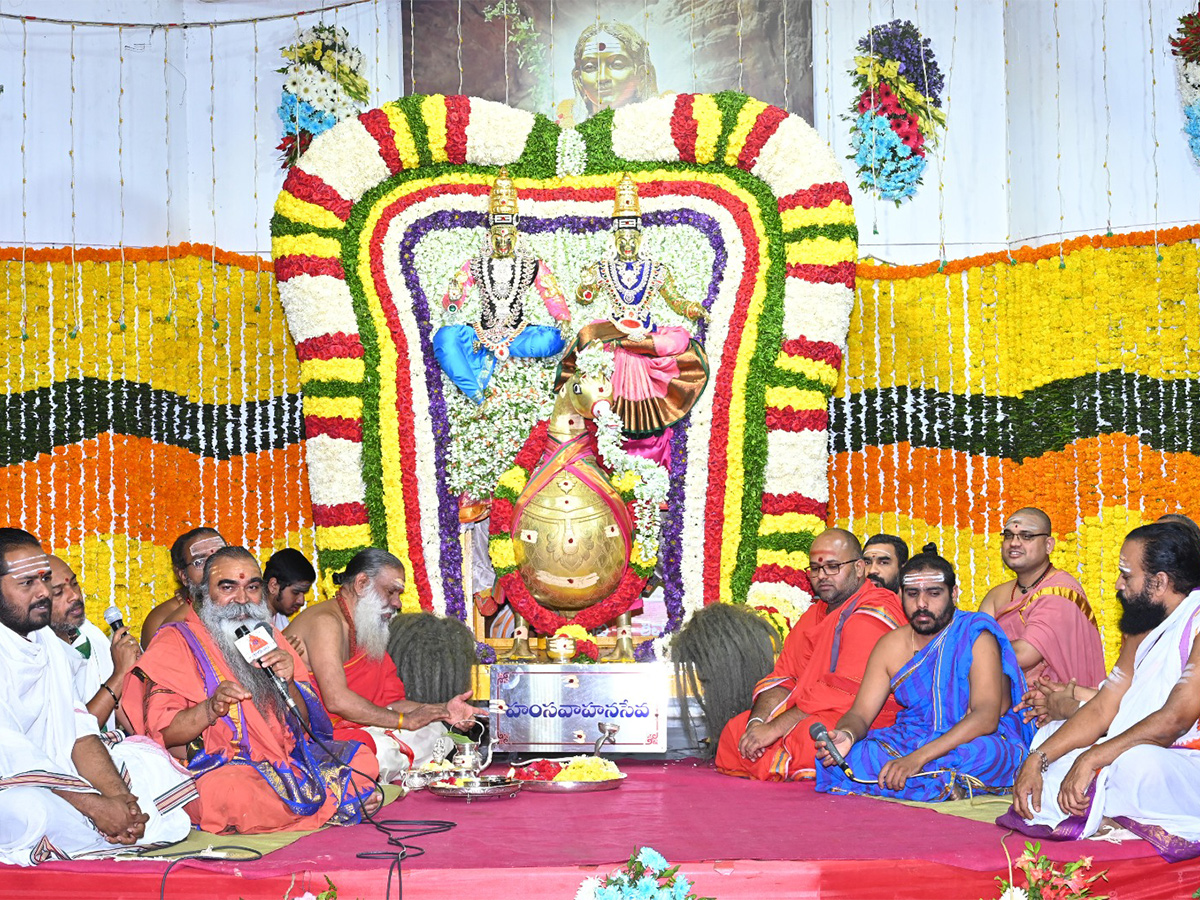 Maha_20Shivaratri_20Brahmotsavam_20at_20Srisailam_20Photos-32.jpg 32