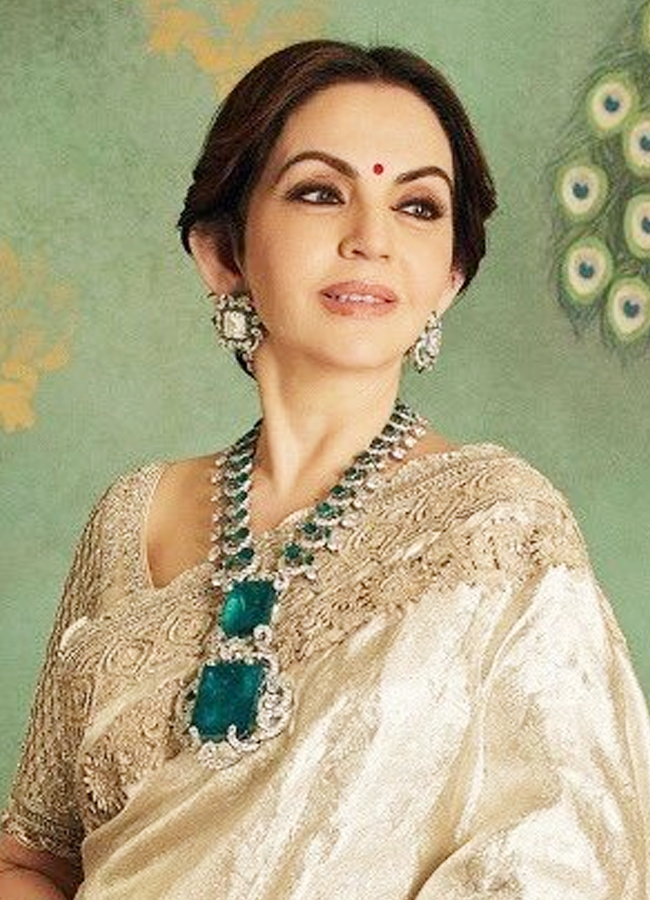 Nita-Ambani-11.jpg 14