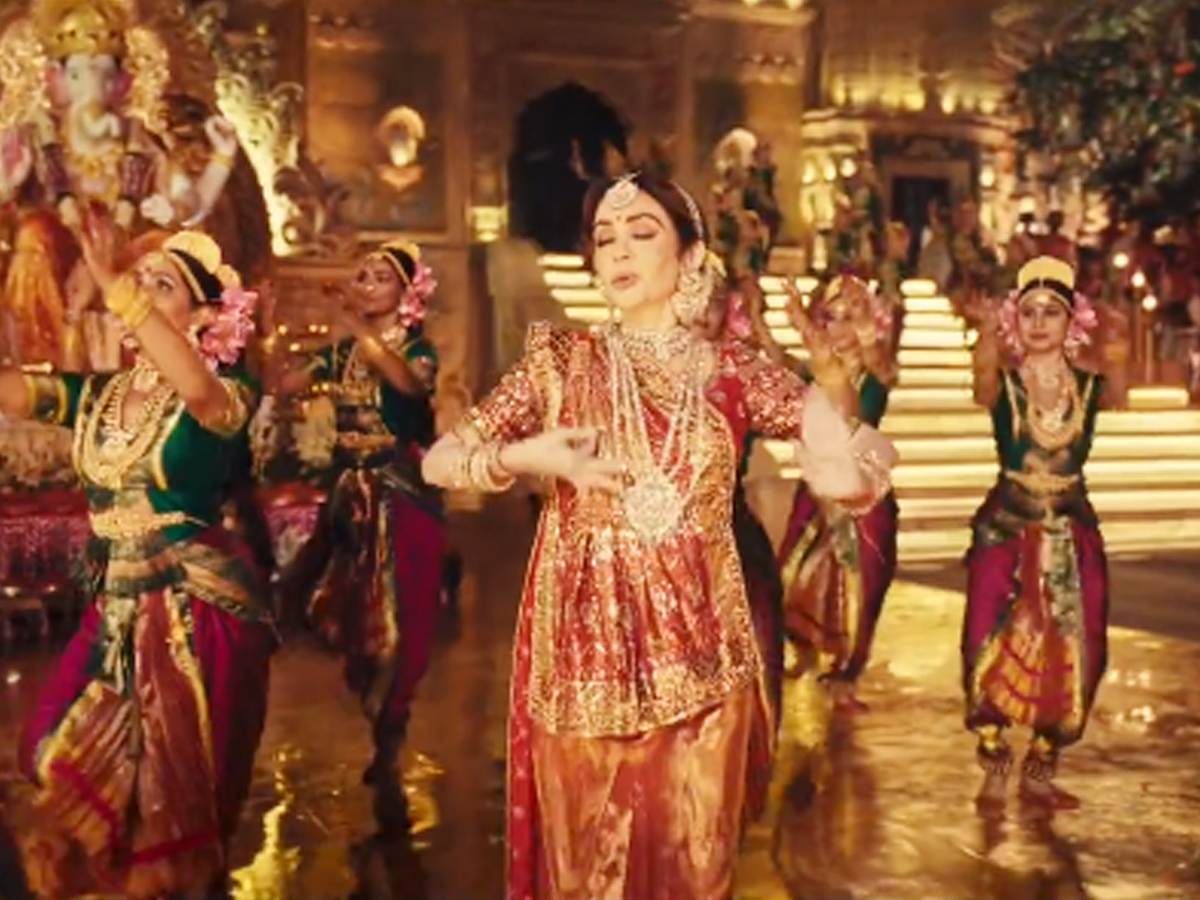 Nita-Ambani-3.jpg 4