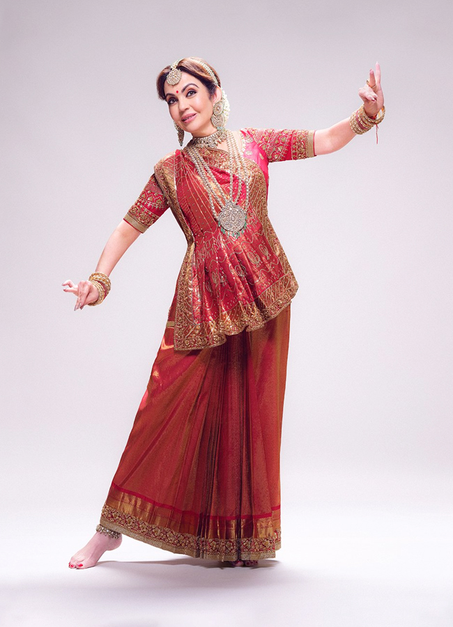 Nita-Ambani-4.jpg 7