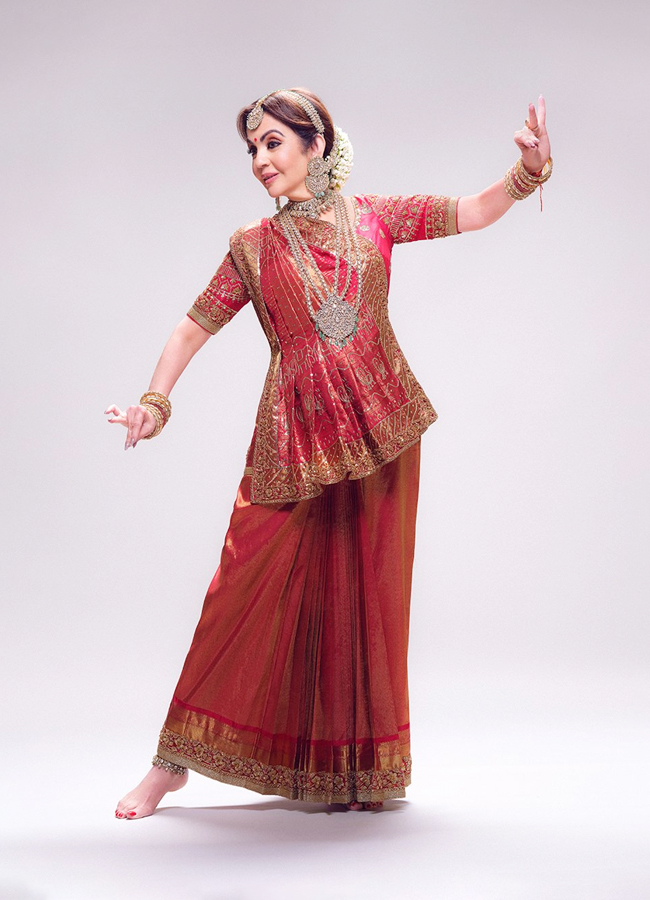 Nita-Ambani-5.jpg 8