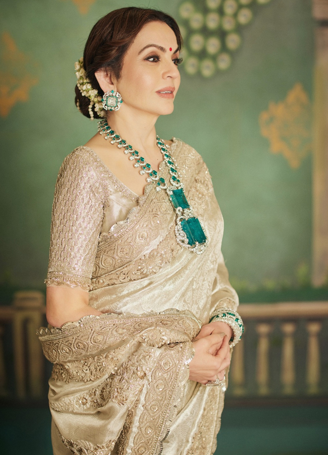 Nita-Ambani-9.jpg 12