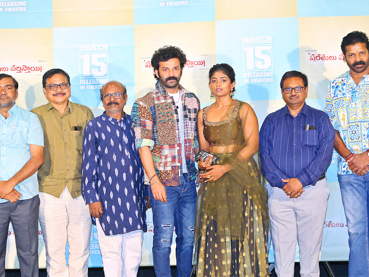 Sharathulu_20Varthisthai_20Trailer_20Launch_20Event_20Pics-12.jpg 12