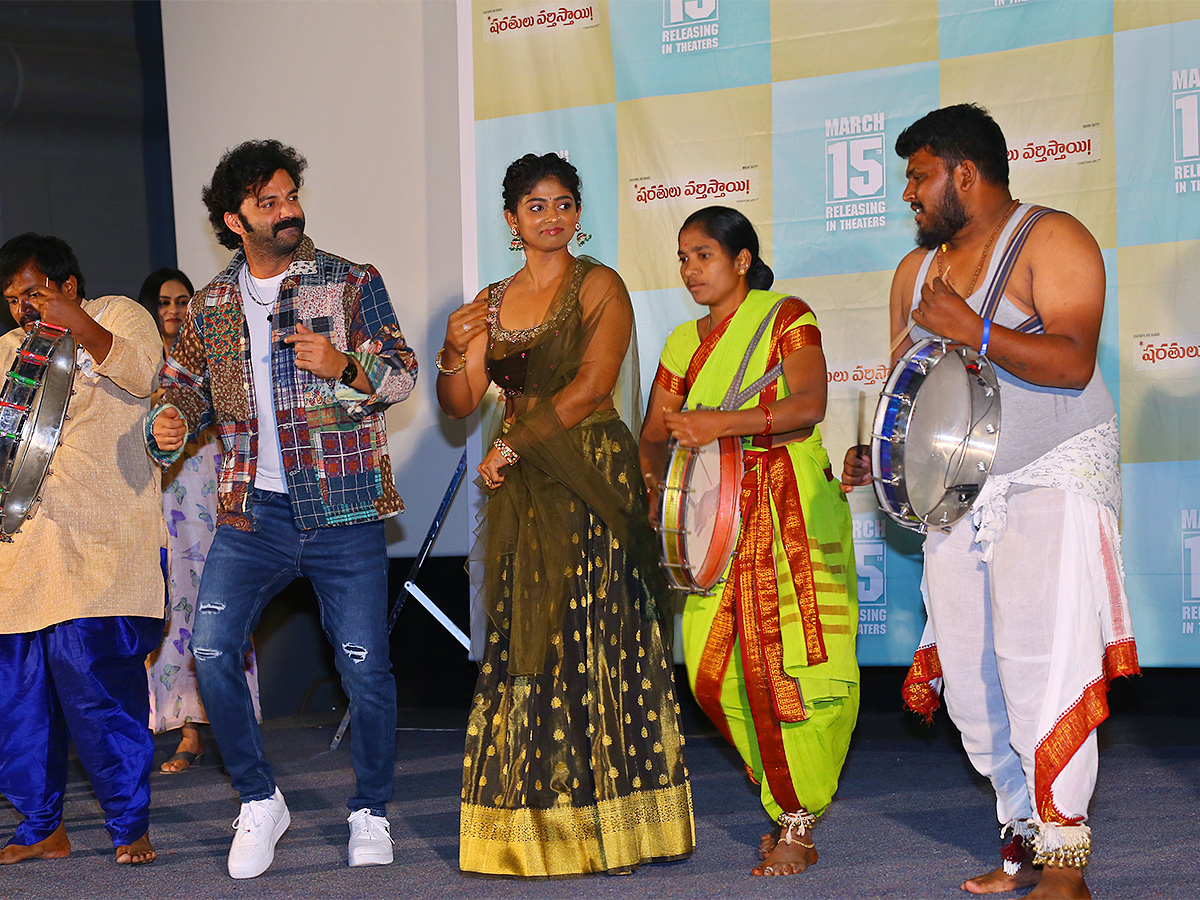 Sharathulu_20Varthisthai_20Trailer_20Launch_20Event_20Pics-17.jpg 16
