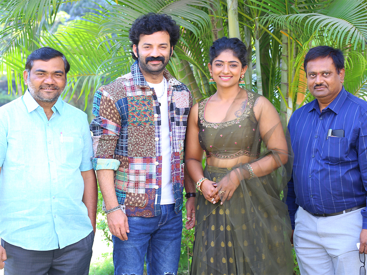 Sharathulu_20Varthisthai_20Trailer_20Launch_20Event_20Pics-20.jpg 18