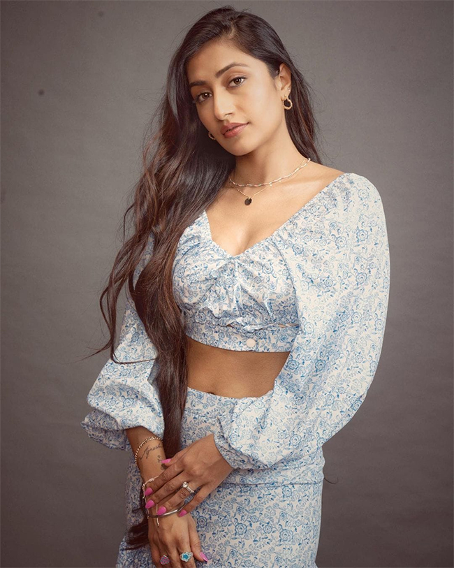 dhanashree_20verma_20hd_20photos-12.jpg 12
