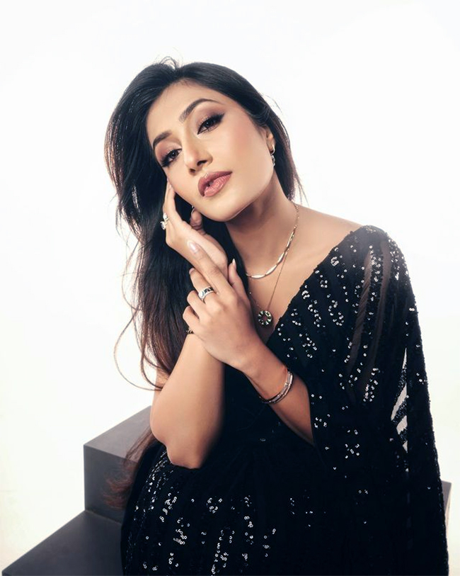 dhanashree_20verma_20hd_20photos-3.jpg 3