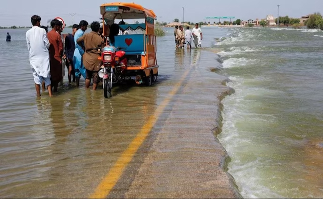 pak-rains.jpg