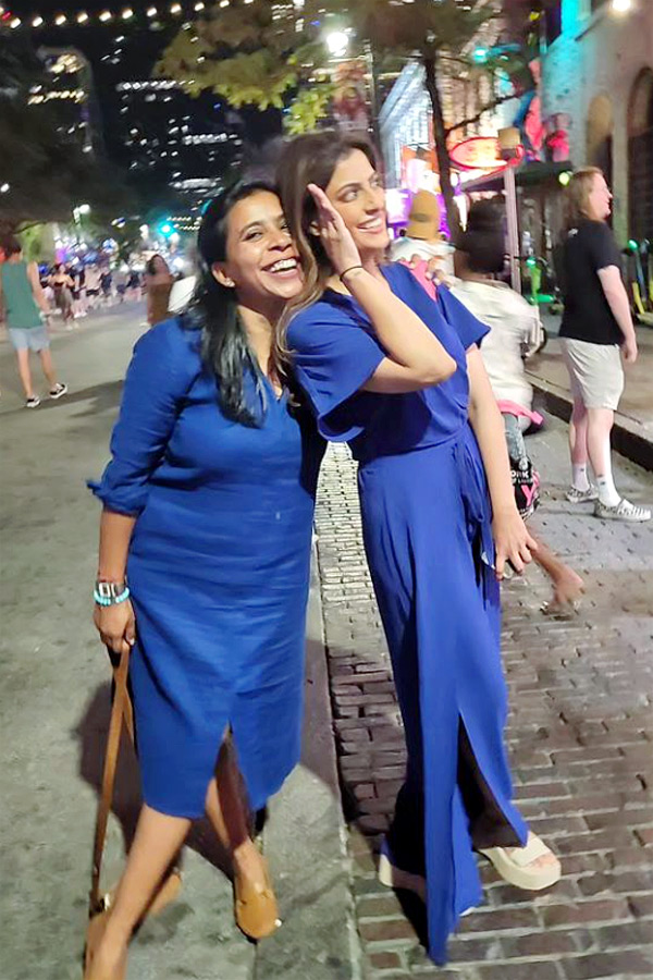 Actress_20Varalakshmi_20Sarathkumar_20Birthday_20Celebrations_20Photos_1.jpg 3