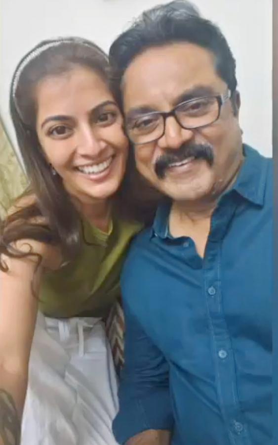 Actress_20Varalakshmi_20Sarathkumar_20Birthday_20Celebrations_20Photos_15.jpg 14