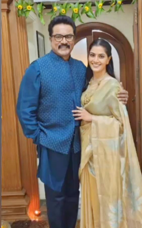 Actress_20Varalakshmi_20Sarathkumar_20Birthday_20Celebrations_20Photos_17.jpg 16