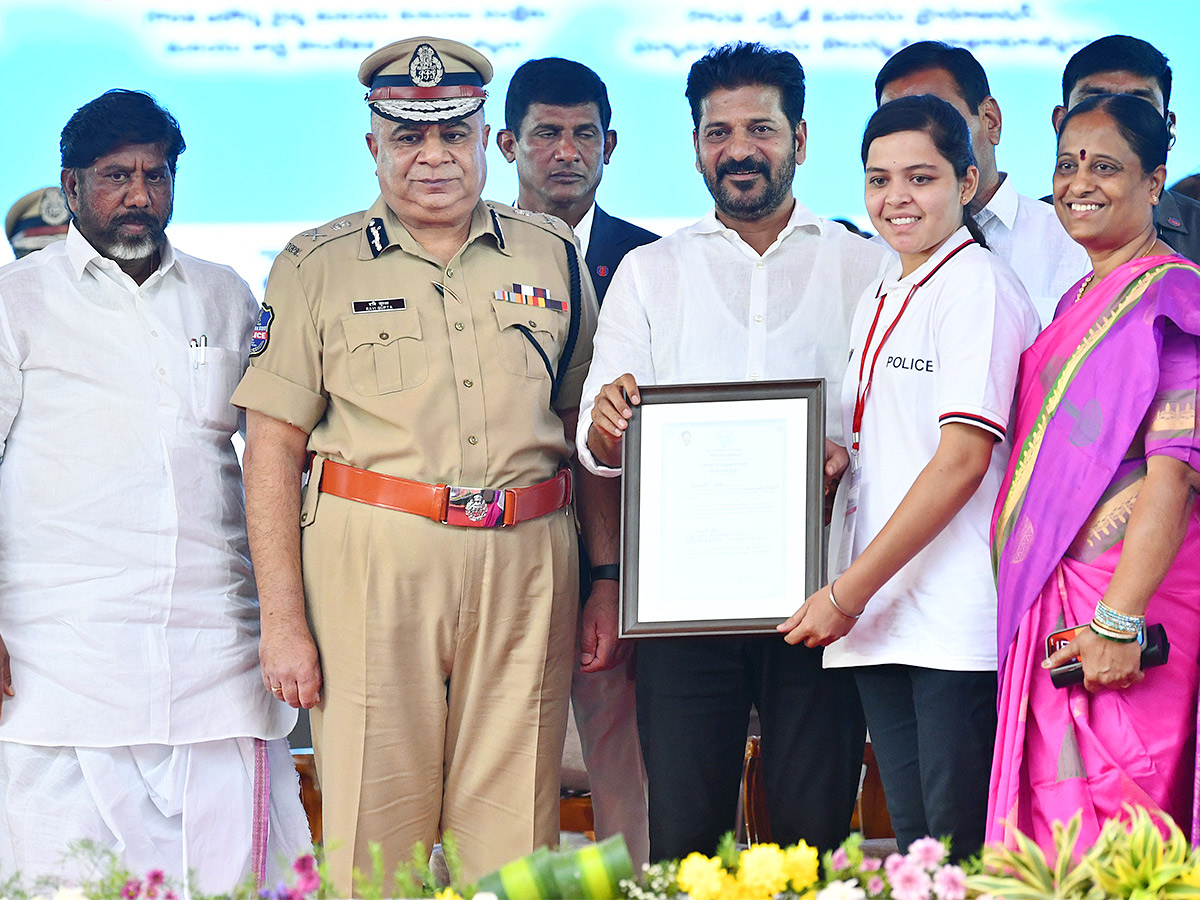 CM_20Revanth_20Reddy_20In_20LB_20Stadium_20Photos-1.jpg 1