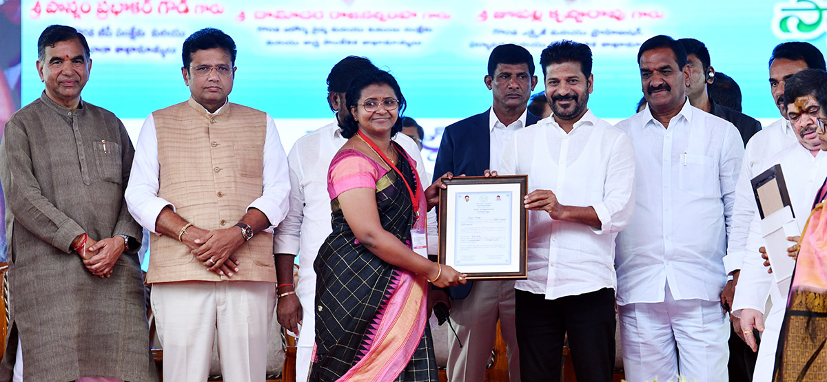 CM_20Revanth_20Reddy_20In_20LB_20Stadium_20Photos-31.jpg 30