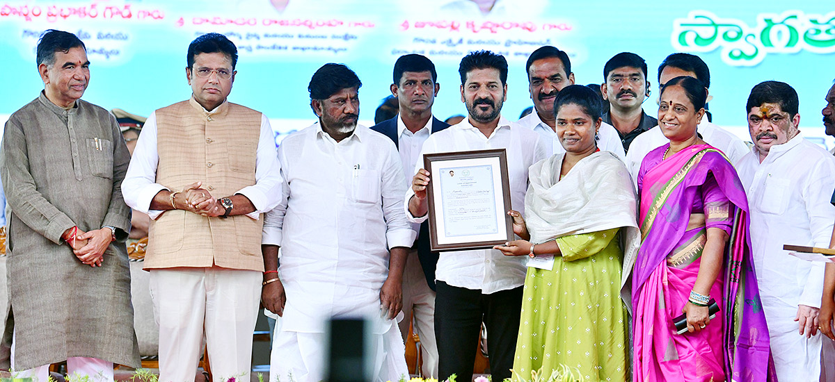 CM_20Revanth_20Reddy_20In_20LB_20Stadium_20Photos-33.jpg 32