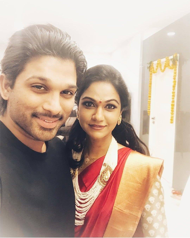 Allu_20Arjun_20Wishes_20Sneha_20Reddy_20On_2013th_20Wedding_20Anniversary-27.jpg 26