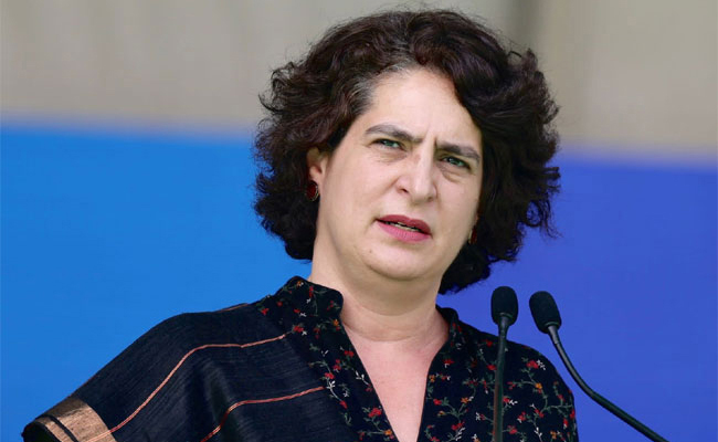 PriyankaGandhi1.jpg