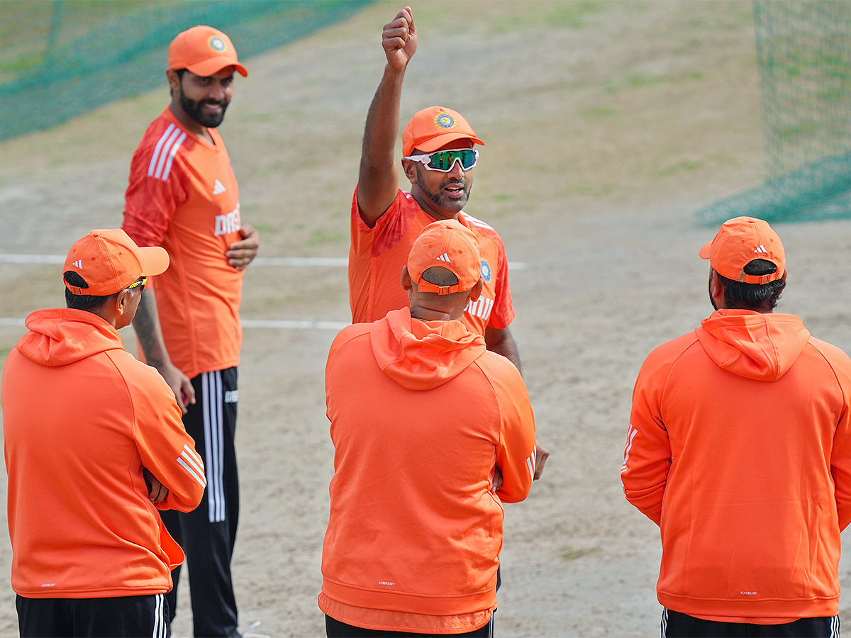 Test_20cricket_20match_20between_20India_20and_20England-17.jpg 17