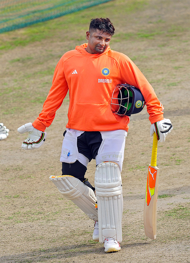 Test_20cricket_20match_20between_20India_20and_20England-19.jpg 19